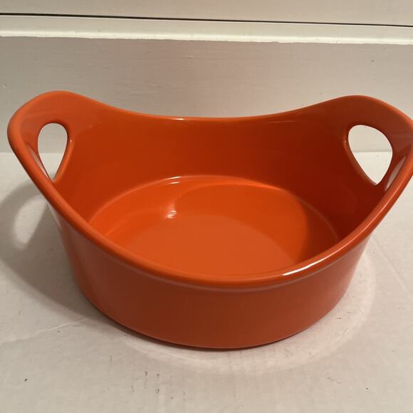 Rachel Ray 1 .5 Qt. Orange Round Bakeware Casserole Dish W/Handles - Picture 3 of 7